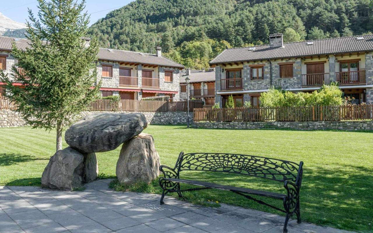 Casa Collarada Confort Villanúa Dış mekan fotoğraf